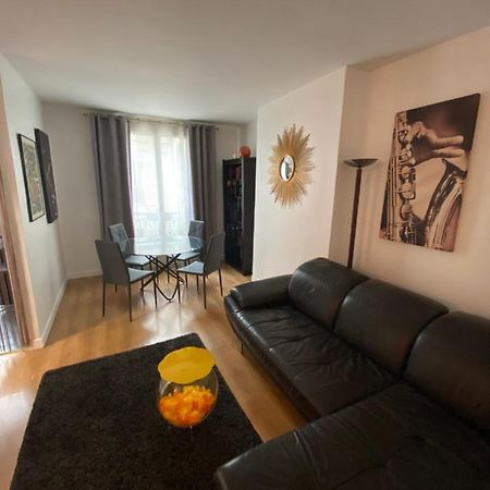 Appartement Champs Elysees Trocadero Paris Exterior photo